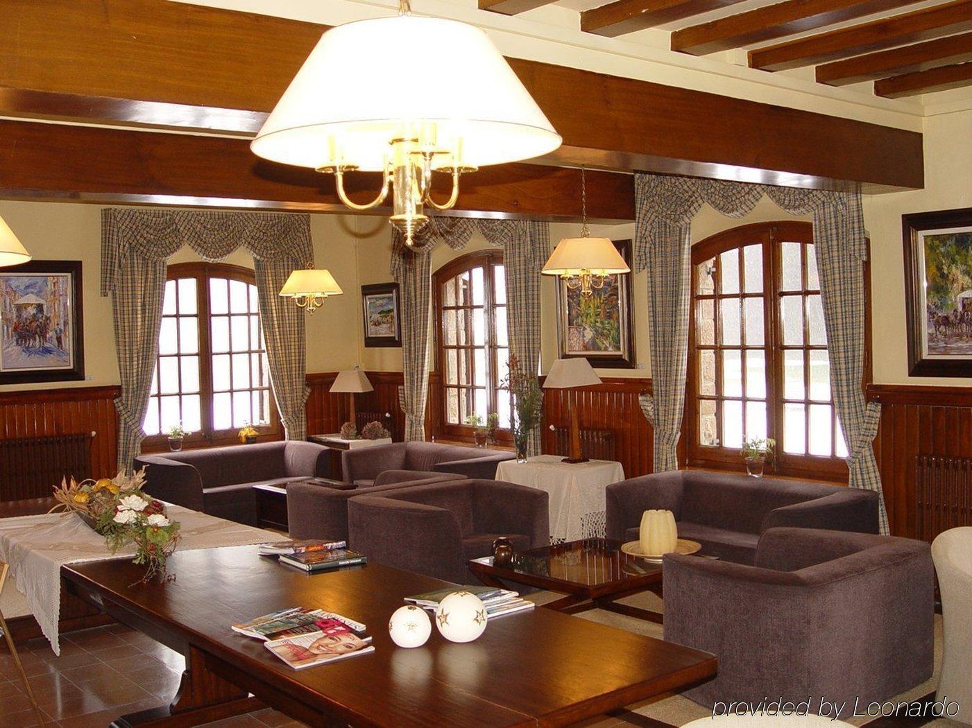 Husa Sant Bernat Montseny Restaurant bilde